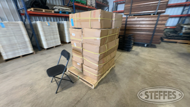 (100) Poly Folding Chairs